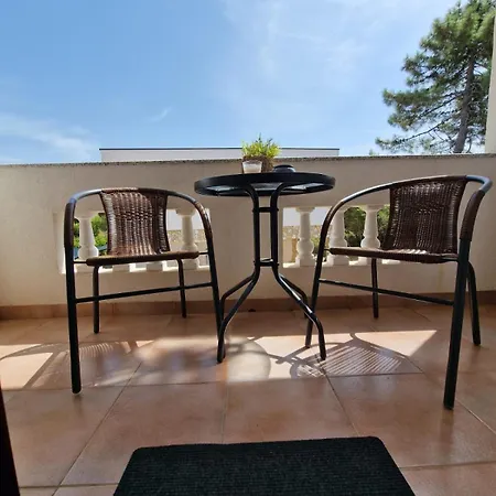 Fewosaric Marlon Apartment *